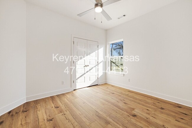Building Photo - Brand New Duplex in Fayetteville!