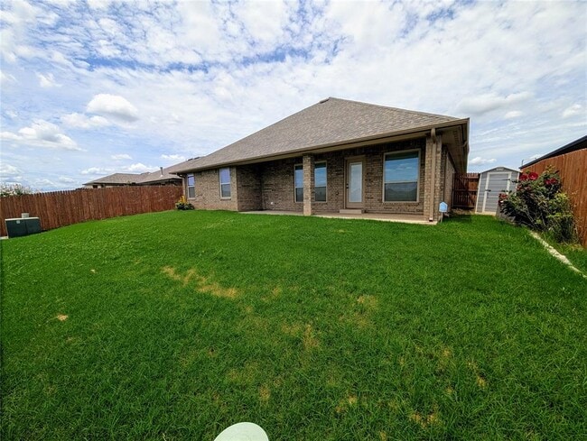Building Photo - 3808 Manderly Pl