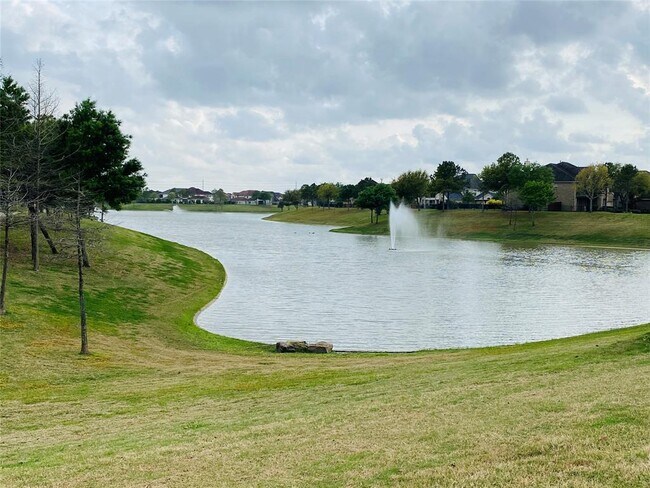 Building Photo - 2313 Echo Harbor Dr
