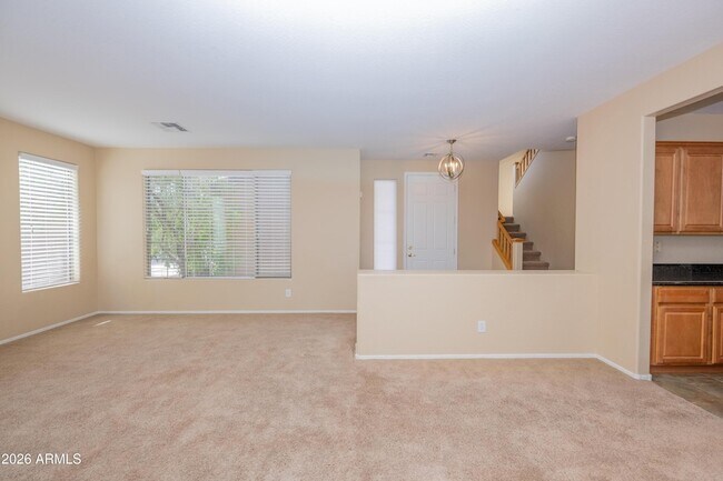 Building Photo - 2023 W Shackleton Dr