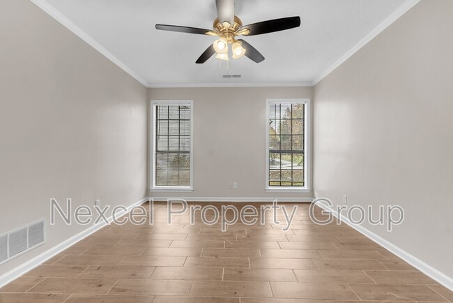 Building Photo - 5809 Lee's Crossing St