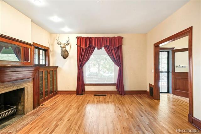 Building Photo - 840 Emerson St