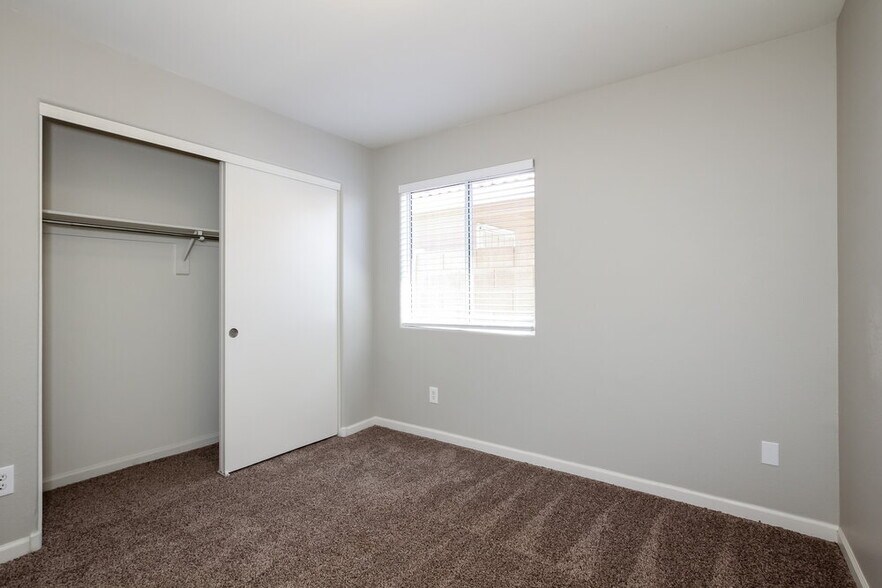 Building Photo - 21635 N 29th Dr