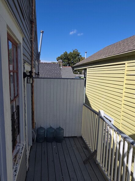 Building Photo - 1301 Ursulines Ave