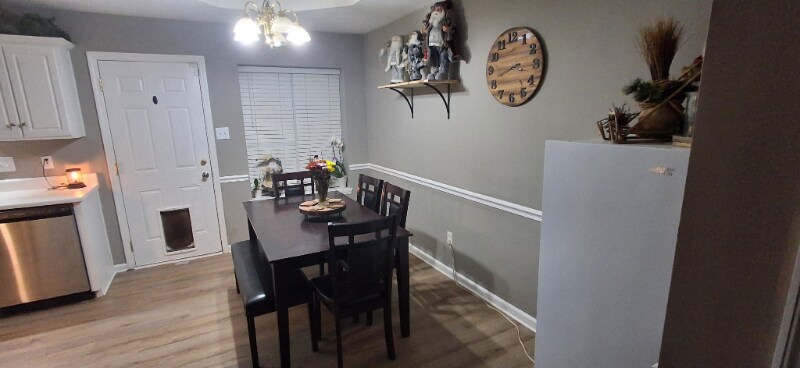 Building Photo - 4717 E Creek Mill Ct