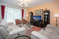 Building Photo - 4710 Sleepy Hollow Dr