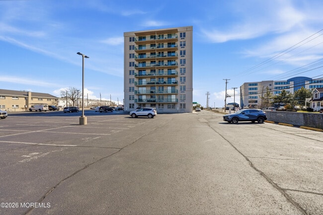 Building Photo - 480 Ocean Ave N
