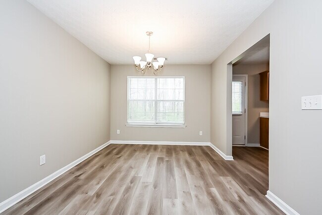 Building Photo - 896 Madison Ct