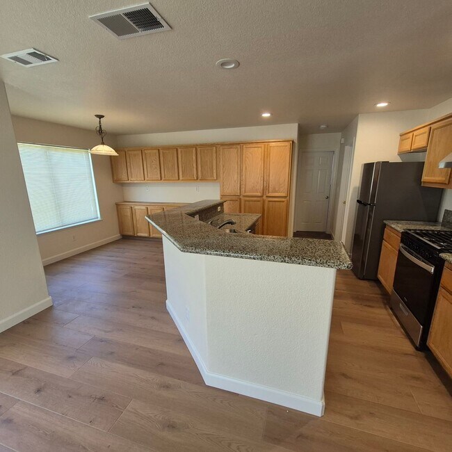 Building Photo - 5317 Buckwood Way