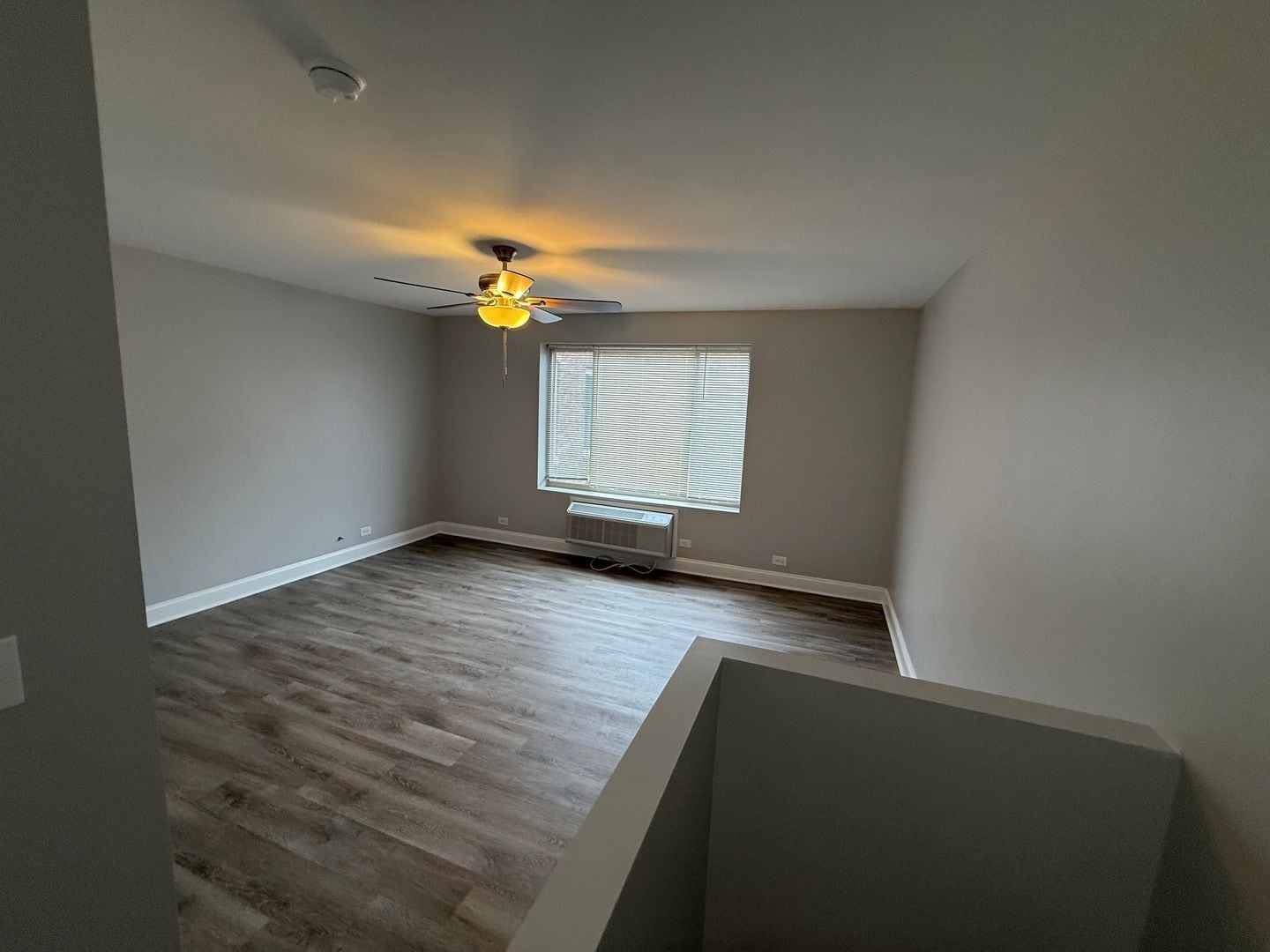 Building Photo - 744 W Gordon Terrace