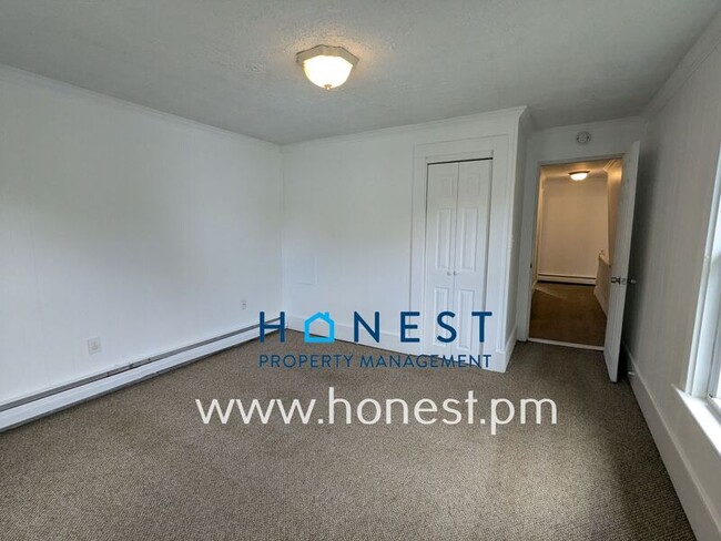 Building Photo - 41 Windsor St