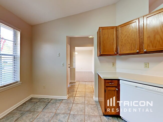 Building Photo - 2827 Tuscarora Tr