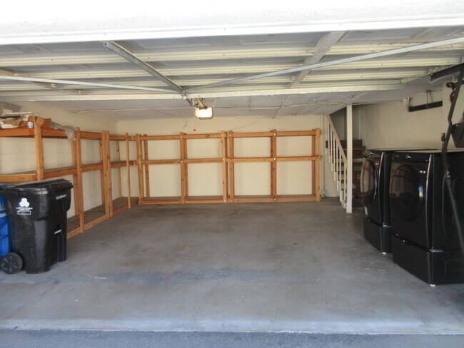 Building Photo - Duggan Property Management, Inc presents  Canoga Park - 3 Bedroom 2.5 Bath