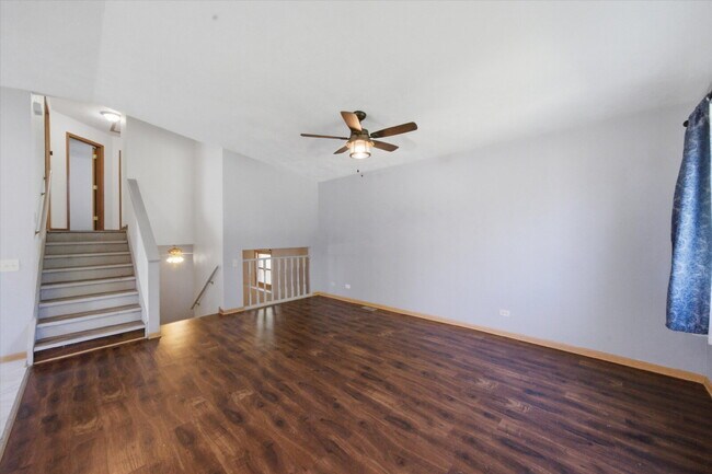 Building Photo - Move-In Ready Split-Level with Open Floor Plan