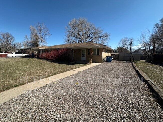 Building Photo - 130 S Cody Ct