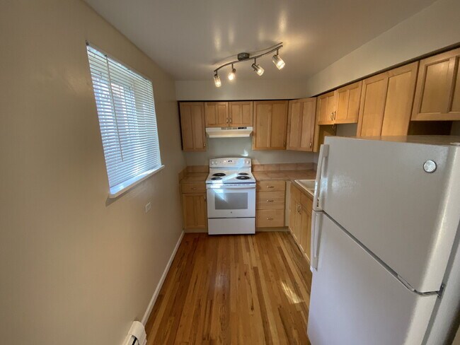 Building Photo - 2 Bed 1 Bath Condo in Capital Hill near Cheesman Park