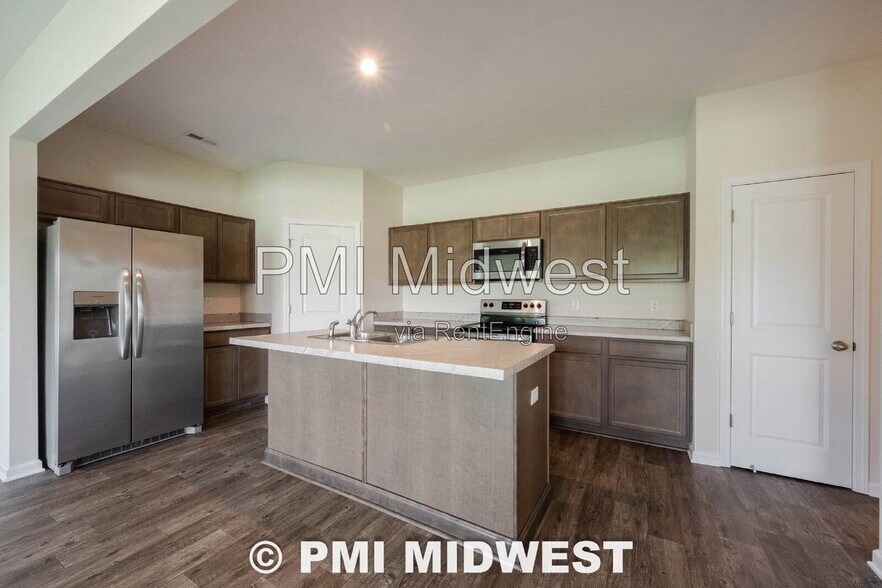 Building Photo - 10828 Penwell Wy