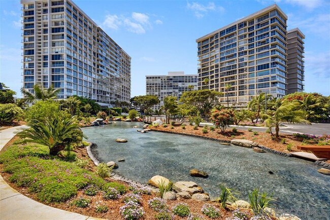 Lagoon throughout property - 1710 Avenida Del Mundo