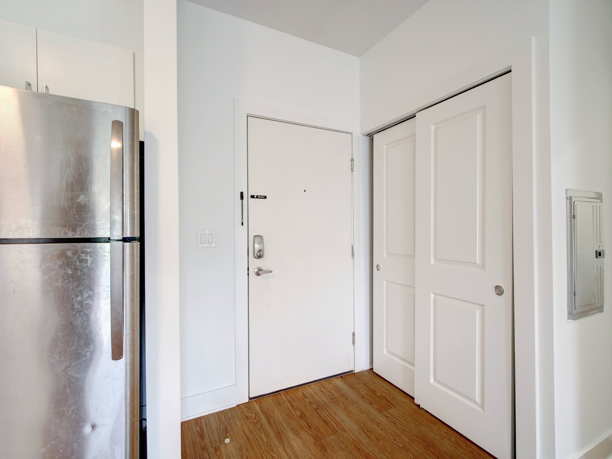 Building Photo - 429 Bergen Ave