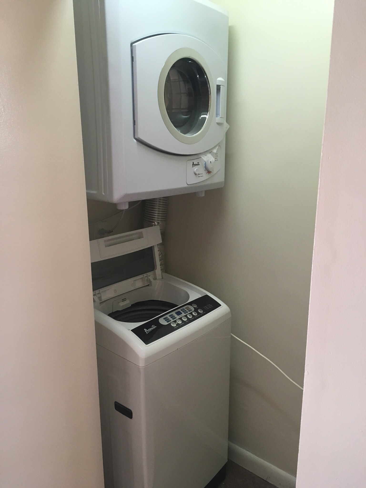 washer and dryer - 316 East Patrick Street