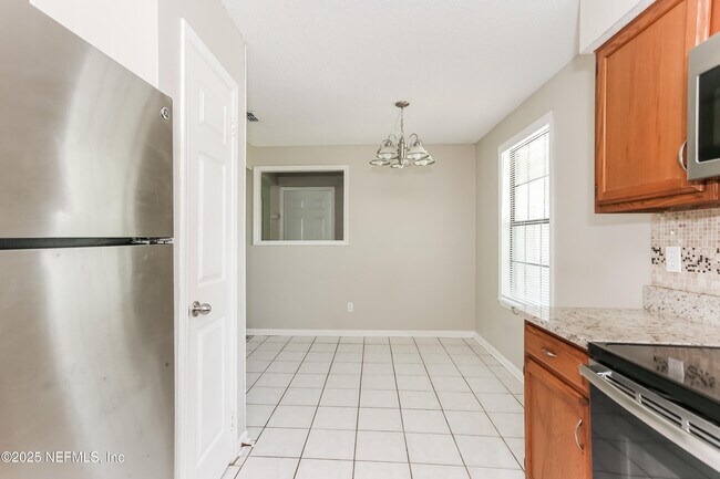 Building Photo - 1791 Coventry Ct