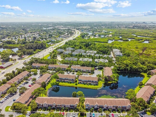 Building Photo - 6355 Bayside Key Dr