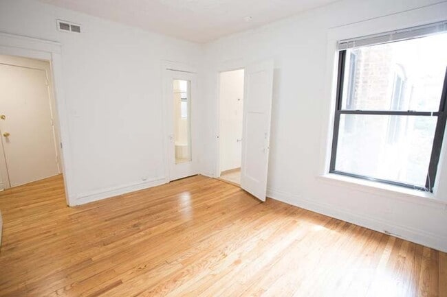 Floorplan - 5452 S. Ellis Avenue