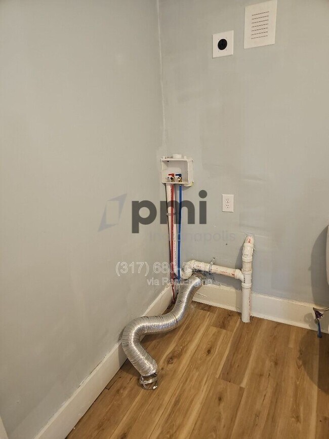 Building Photo - 3409 Brookside Pkwy S Dr