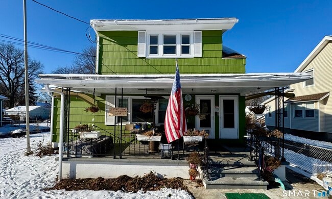 Building Photo - 150 Adams St