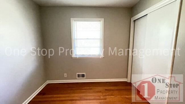 Building Photo - Charming 4 Bedroom Home with Finished Basement!