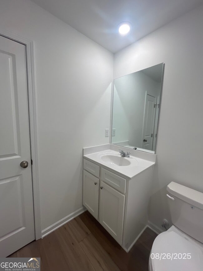 Building Photo - 284 Kenoot Dr