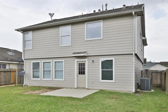 Building Photo - 21227 Grand Field Ct