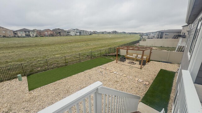 Building Photo - 12660 Enclave Scenic Dr