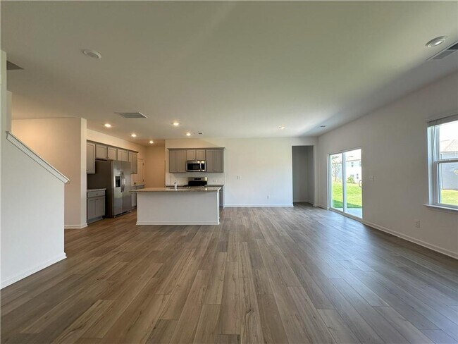 Building Photo - 612 Blue Sky Blvd