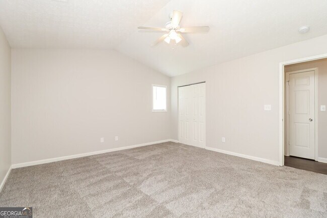 Building Photo - 3810 Greenbrook Dr