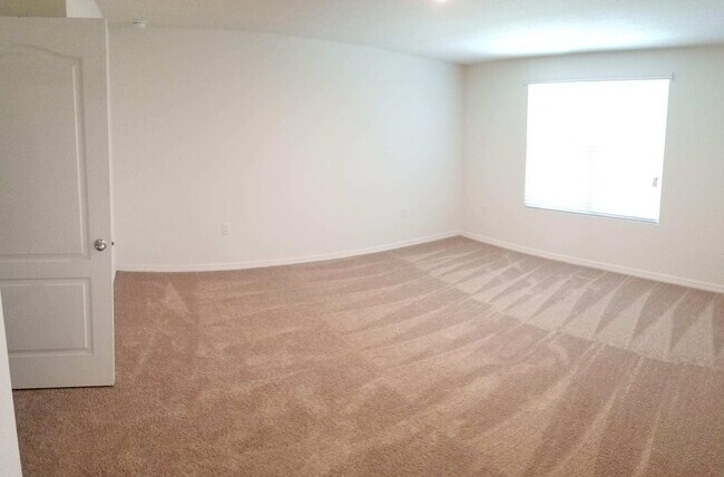 Building Photo - 3/2.5 Port Orange Townhome