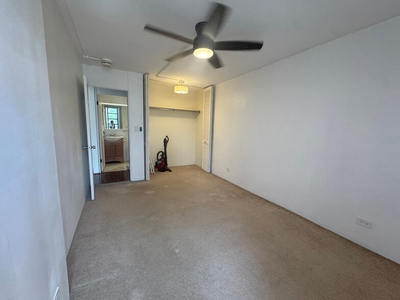 Building Photo - 1050 Kinau St