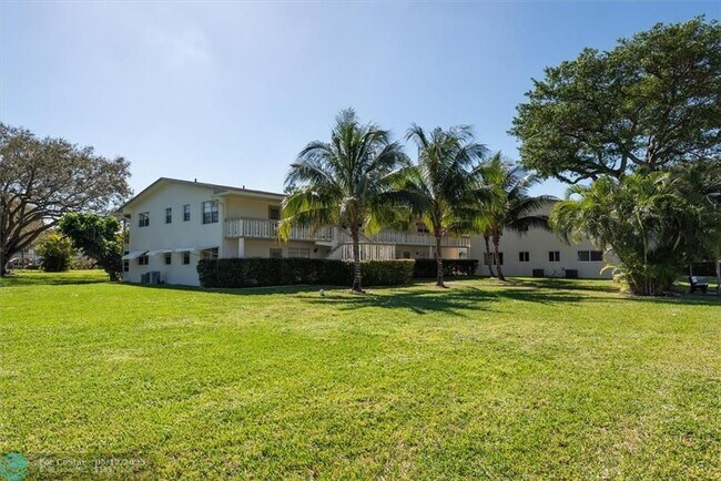 Building Photo - 37 Westbury E
