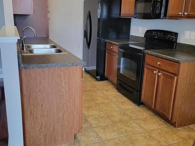 Building Photo - 3704 Balcary Bay