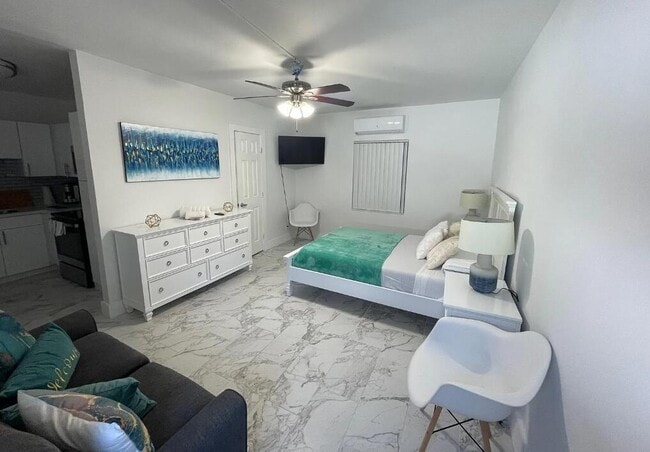 Building Photo - 201 S Ocean Blvd