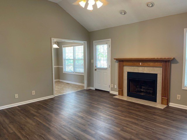 Building Photo - 2571 Emerald Ct