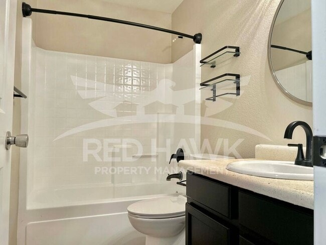 Building Photo - 2280 E Hazeltine Way