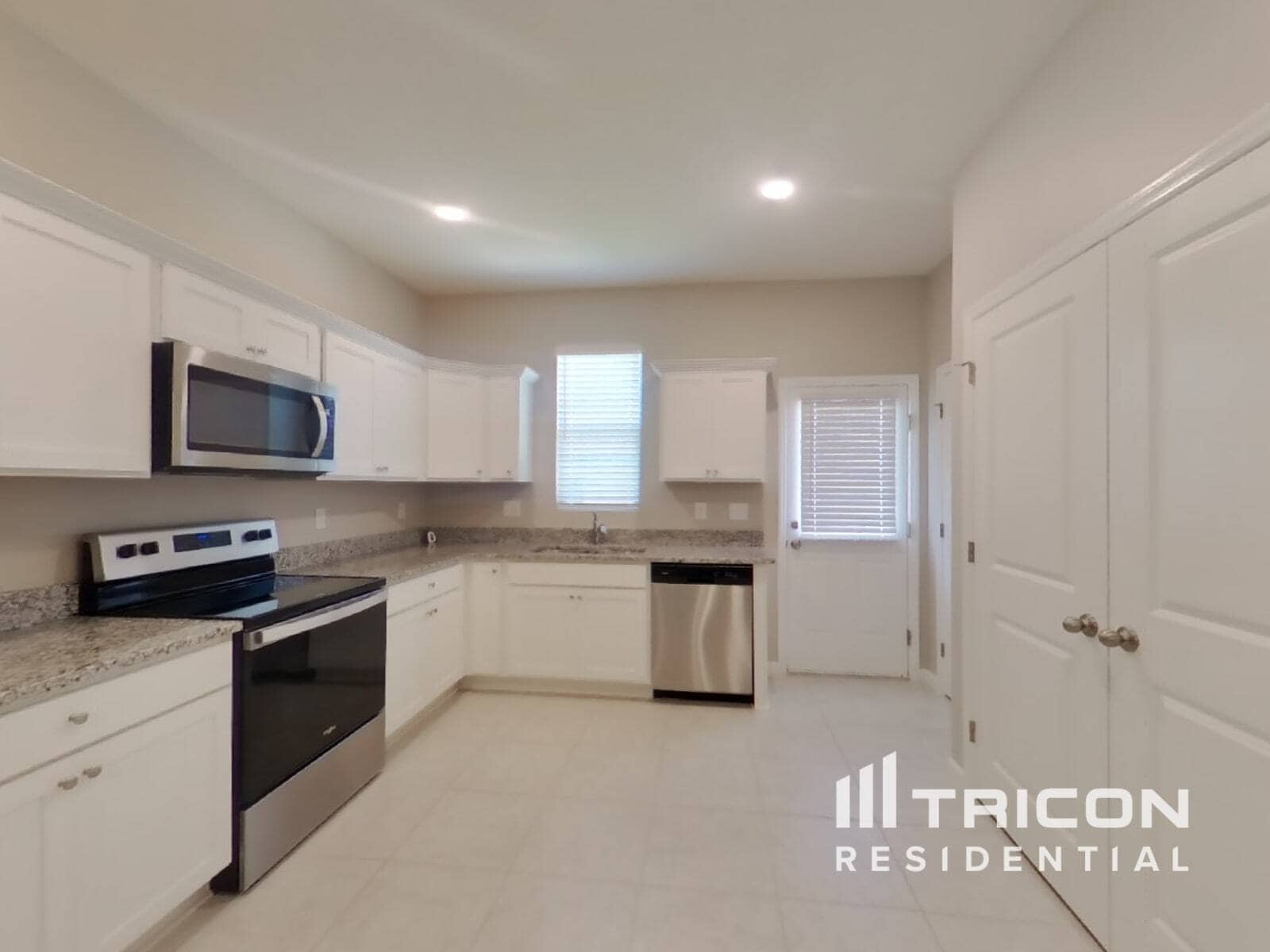 Building Photo - 2245 Litchfield Lp