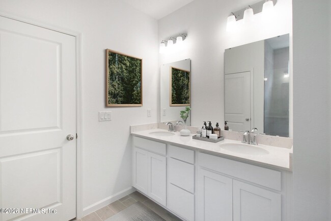 Building Photo - 28 Pentwater Rd