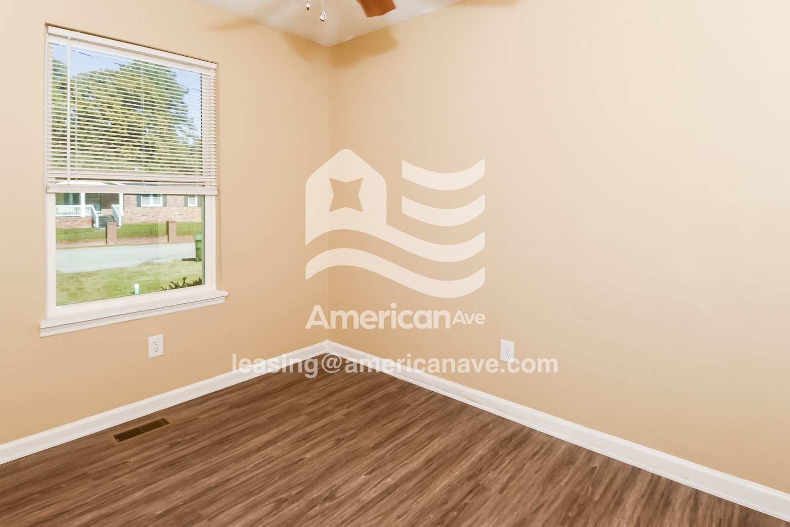 Building Photo - 7352 Pinedale Dr