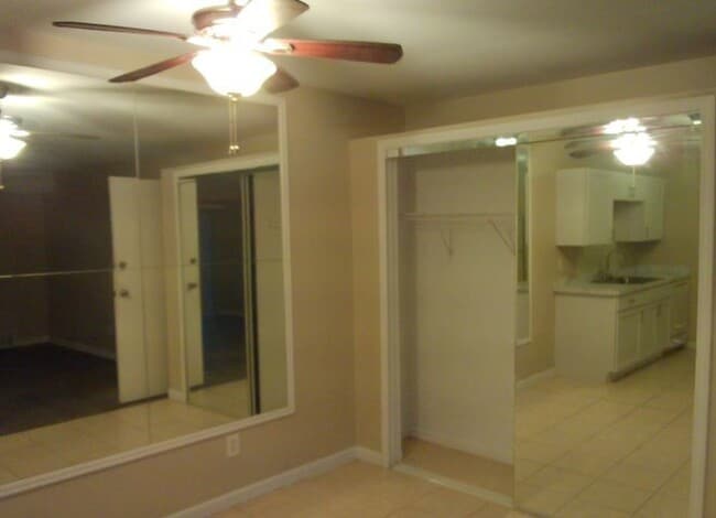 Building Photo - 38272 Fairway Ct