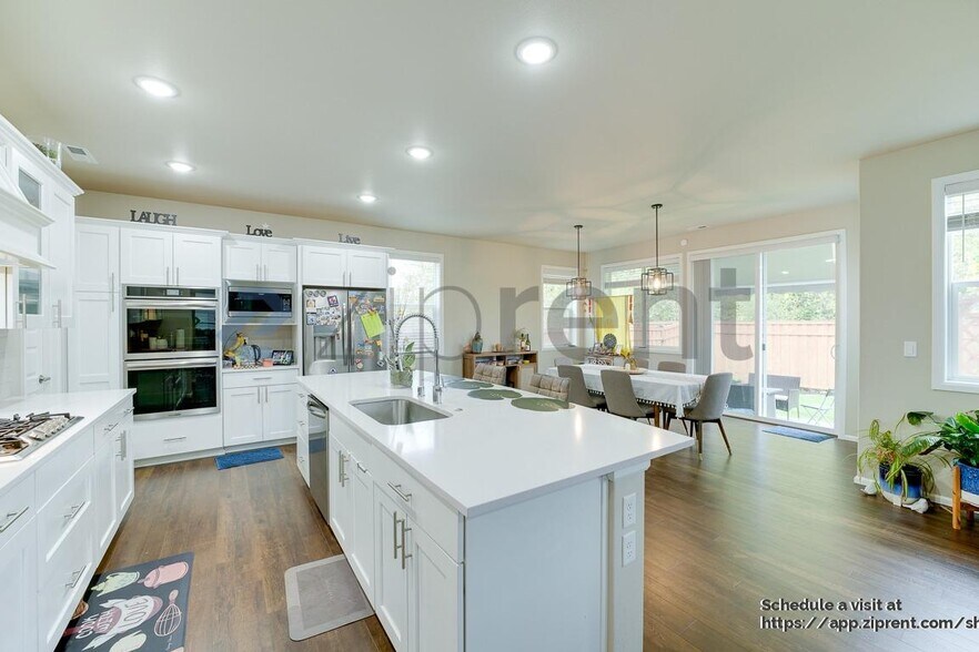 Building Photo - 19033 129th St E