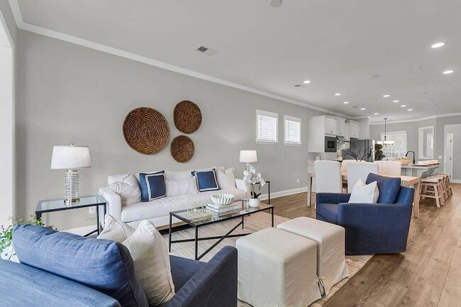 Building Photo - 214 Garden Gate Wy