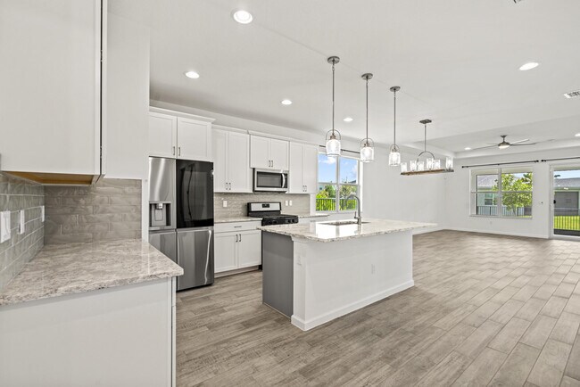 Building Photo - 11340 SW Lyra Dr.