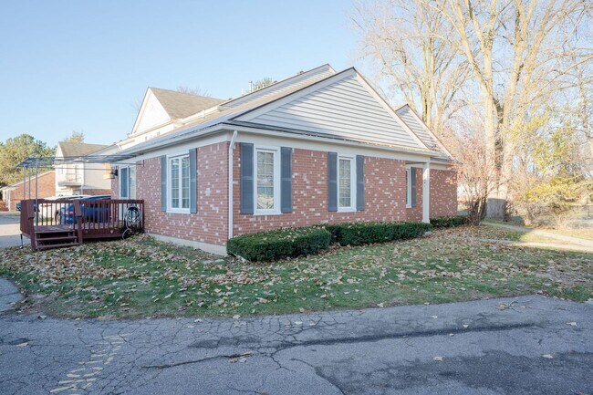 Building Photo - Got to see!  Two bedroom brick ranch style...